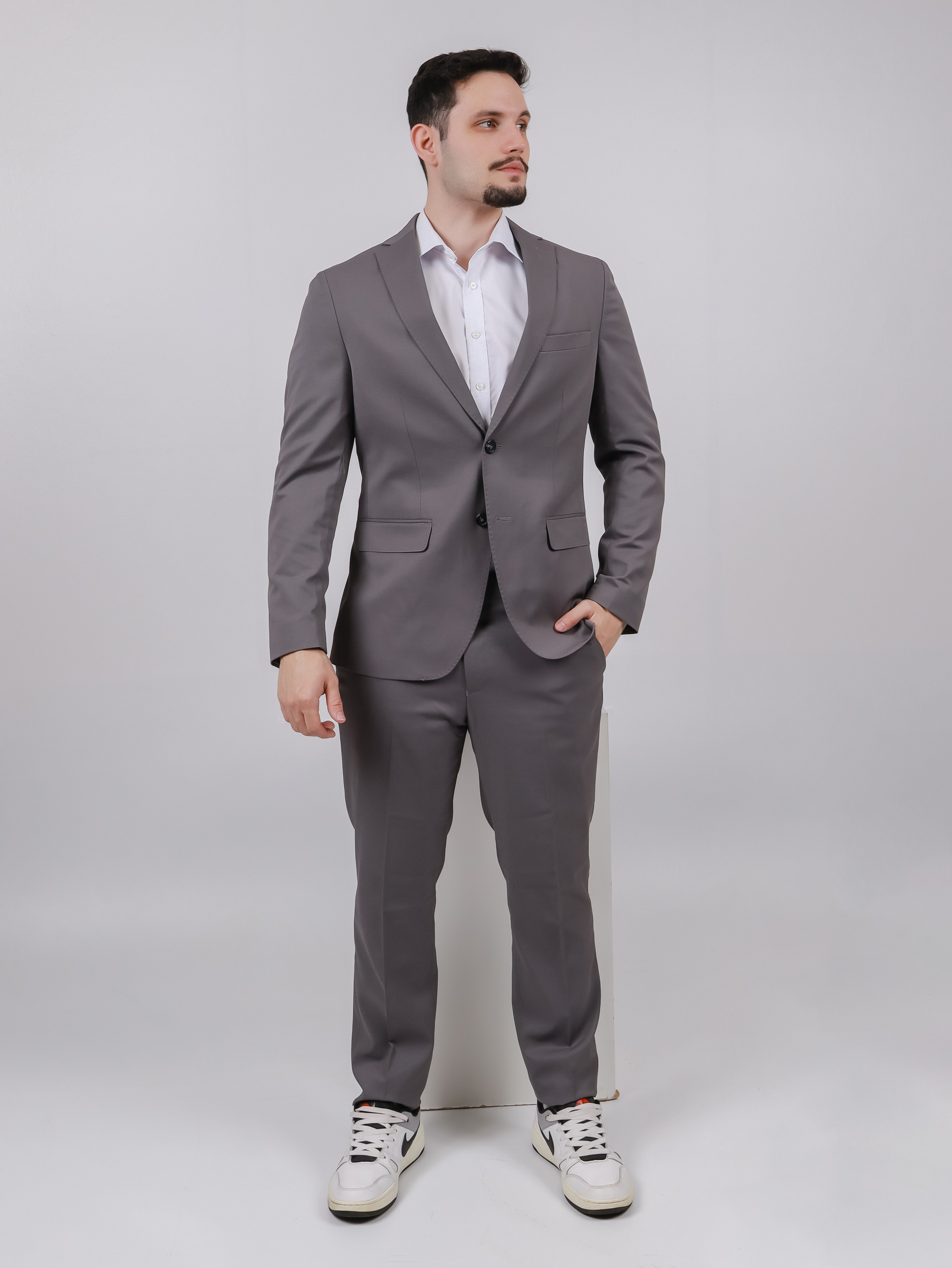 Terno cinza slim masculino Cascavel