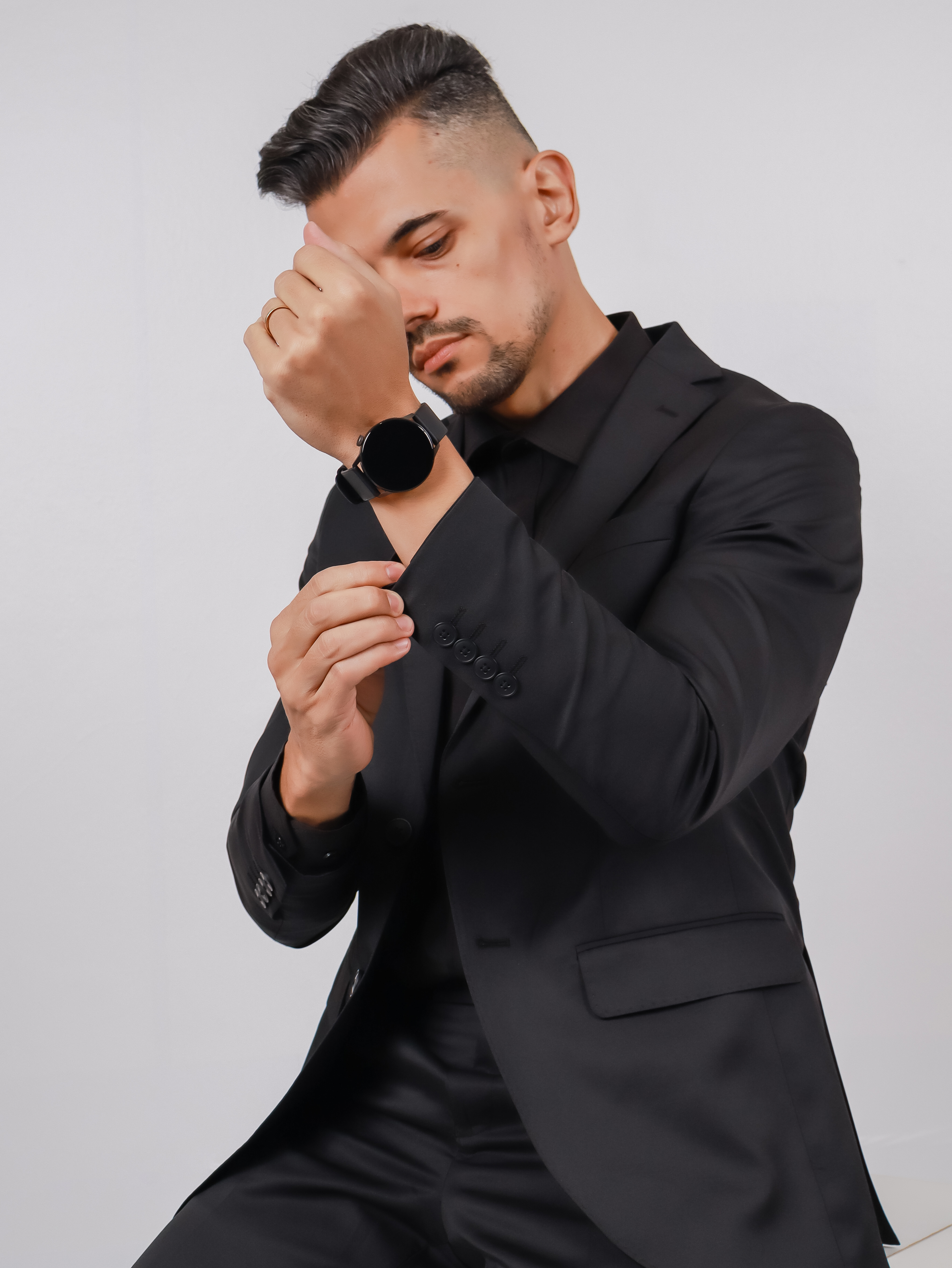 Terno preto detalhe masculino Cascavel